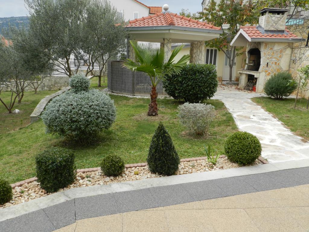 Apartments Kaskada Marina Luaran gambar