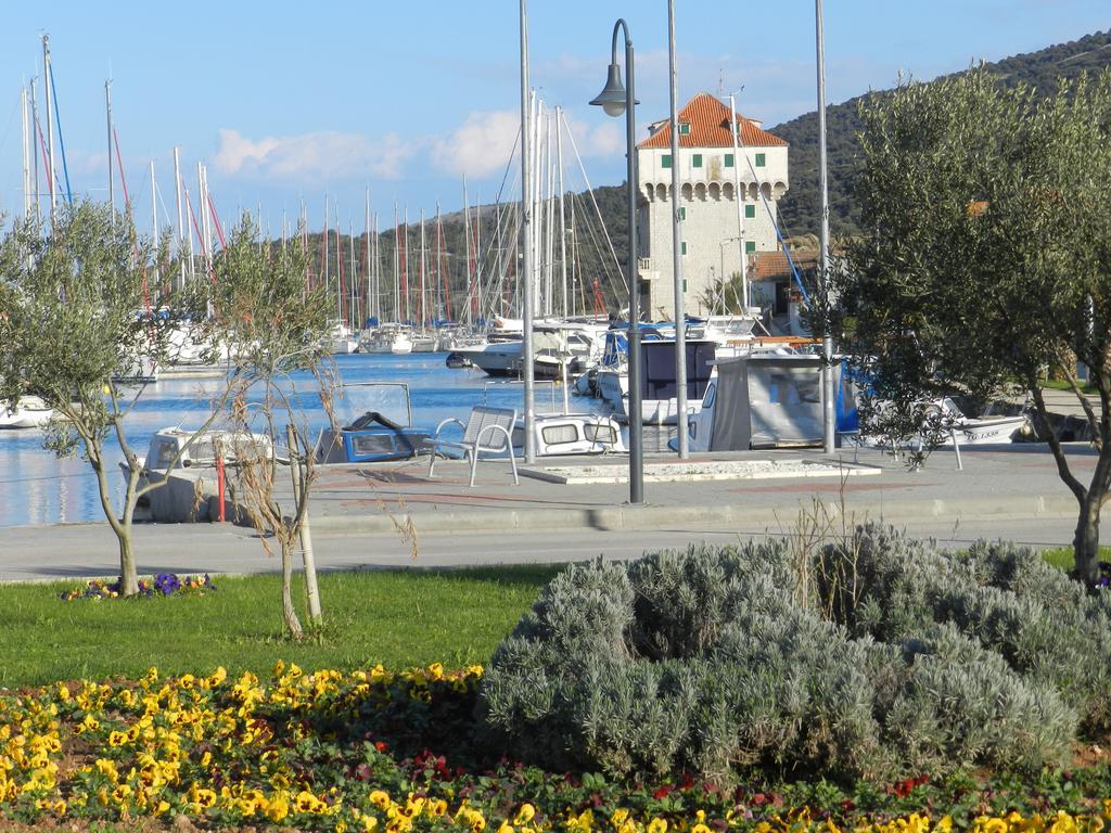 Apartments Kaskada Marina Luaran gambar