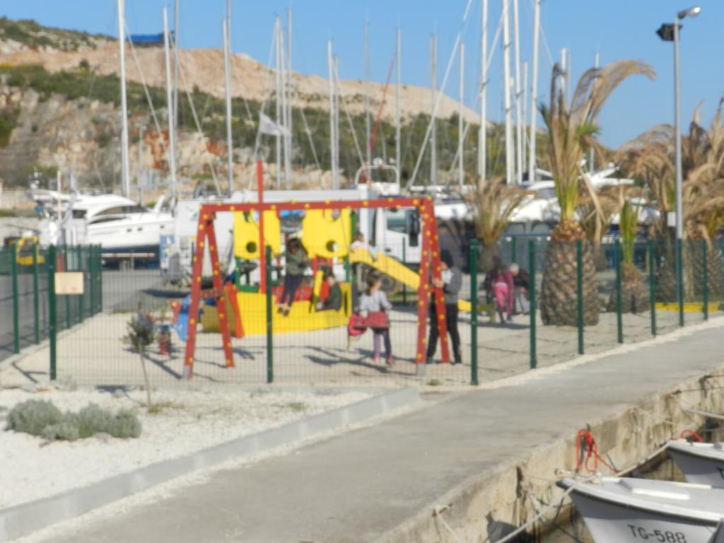 Apartments Kaskada Marina Luaran gambar